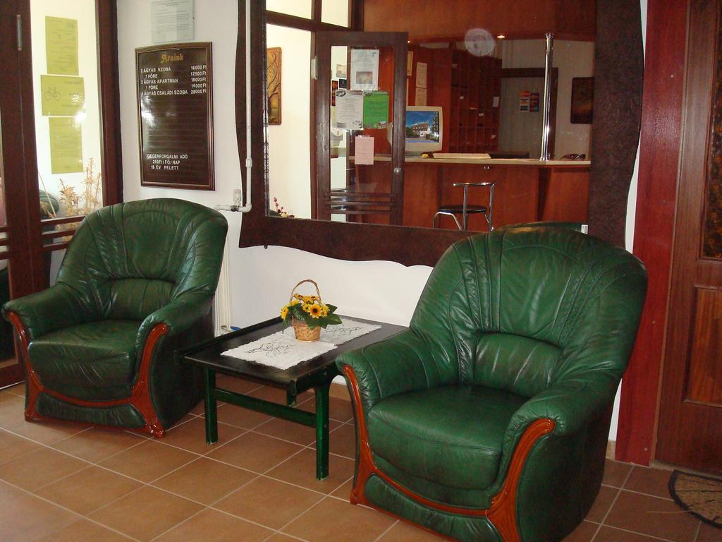 Hotel Termal Tiszaújváros Esterno foto